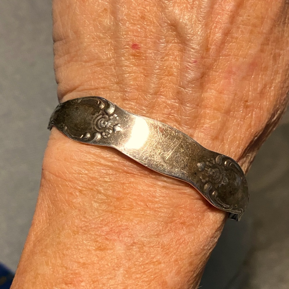 VTG silver plate hand made spoon/fork cuff bracelet,ONEIDA KOREA Victorian roses